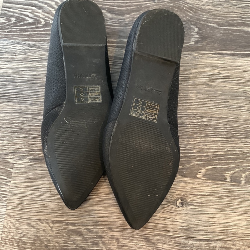 Call It Spring women’s size 5 vegan leather flats - Picture 3 of 3